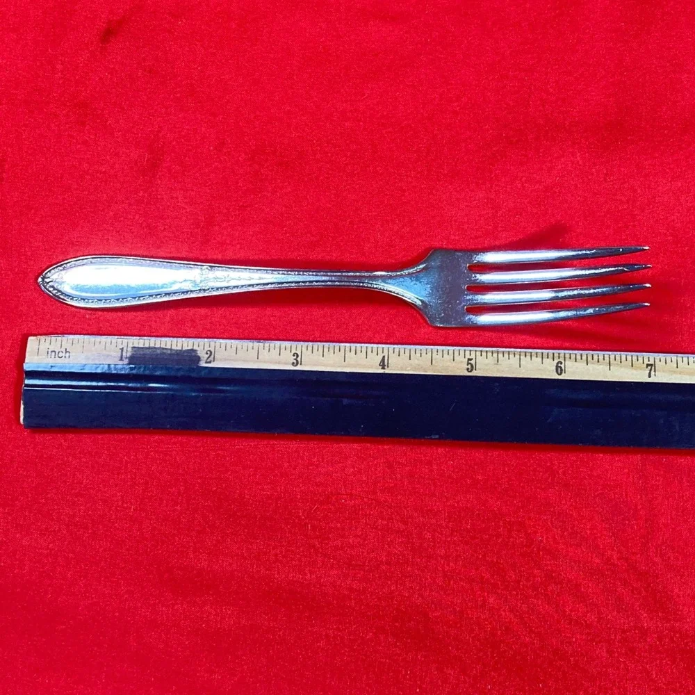 6 - Vintage Wm Rogers & Son Triumph Salad Forks 7